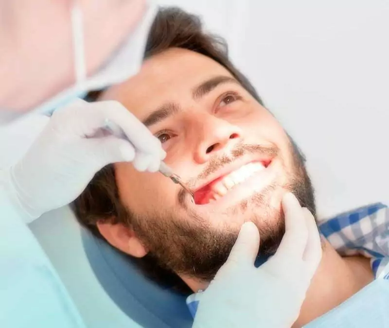 10 Signs You Need to See a Dentist